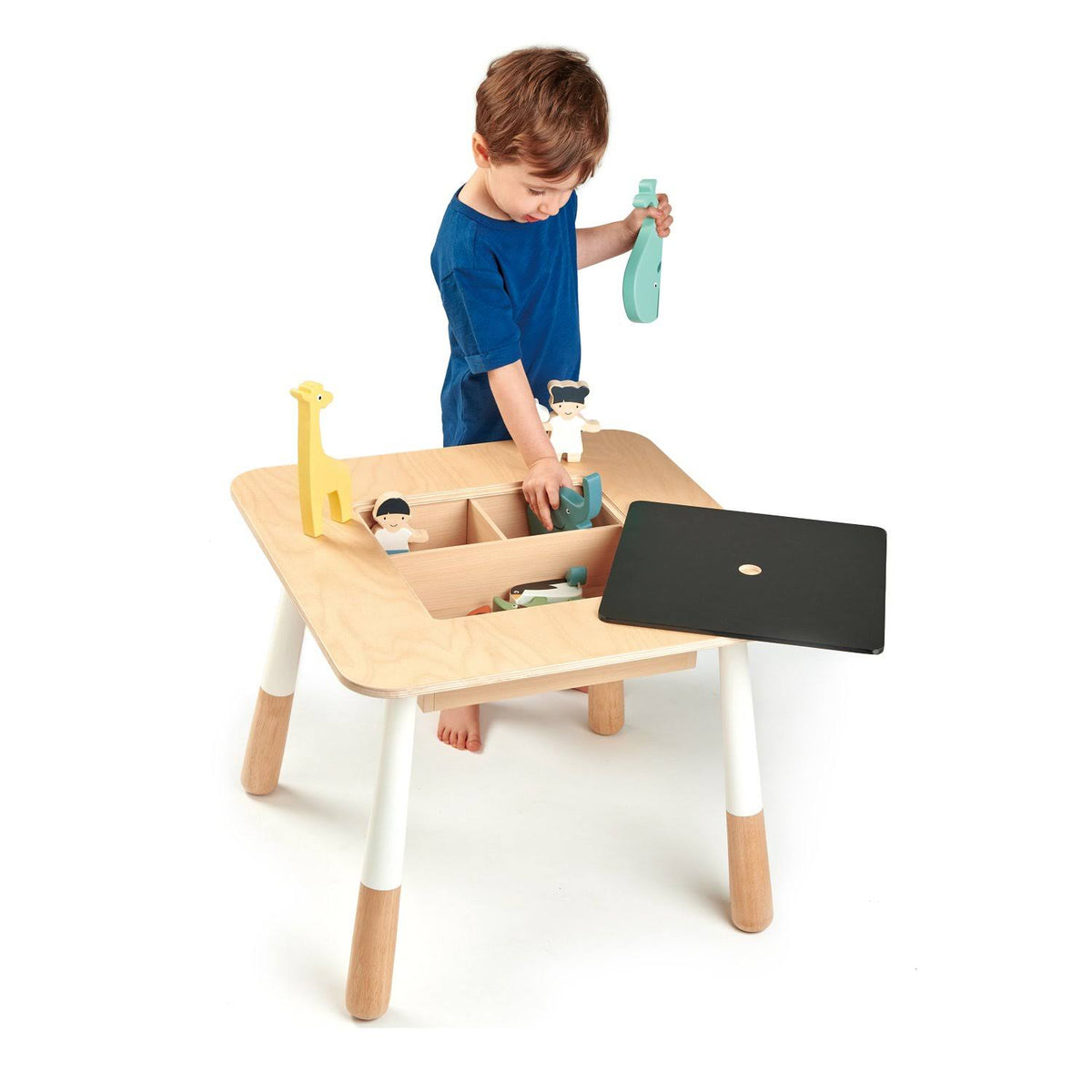 Forest Table R437729