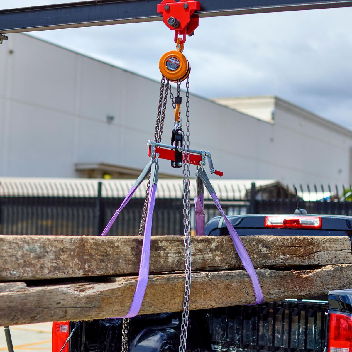 1 Ton Telescoping Gantry Crane X910