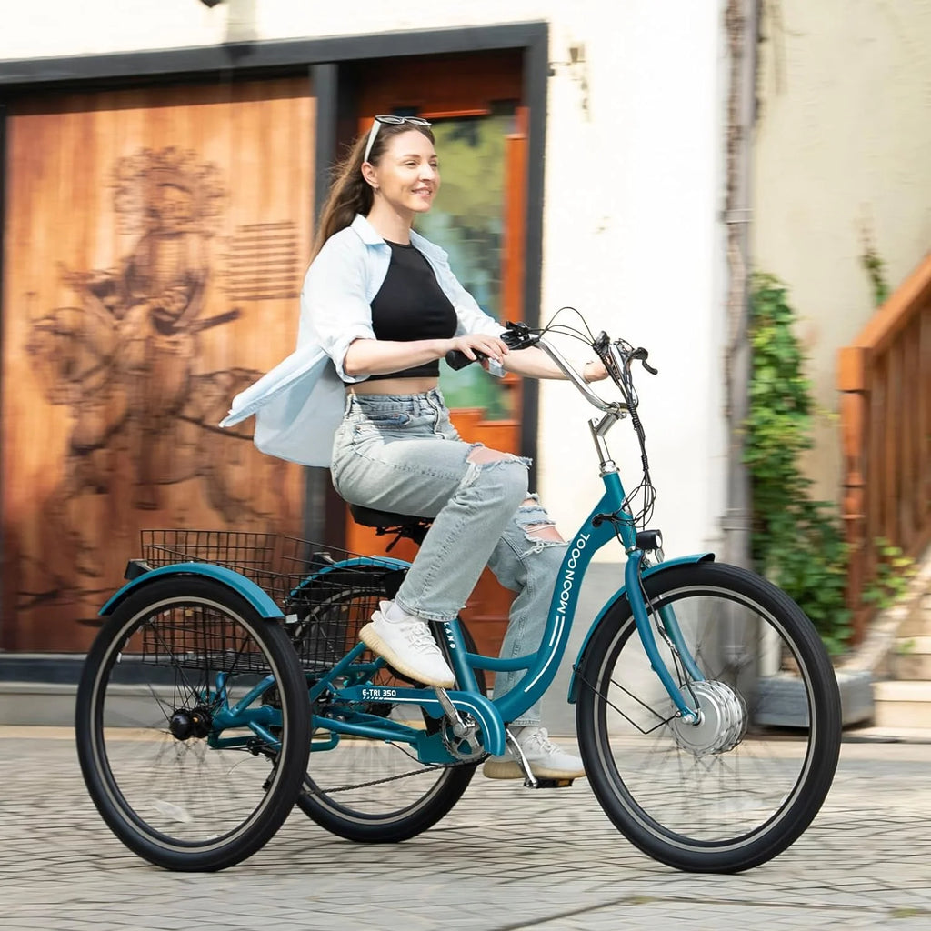 24 26 3 Wheel Electric Tricycle 350W 36V 7 Speeds with Large Basket M4324