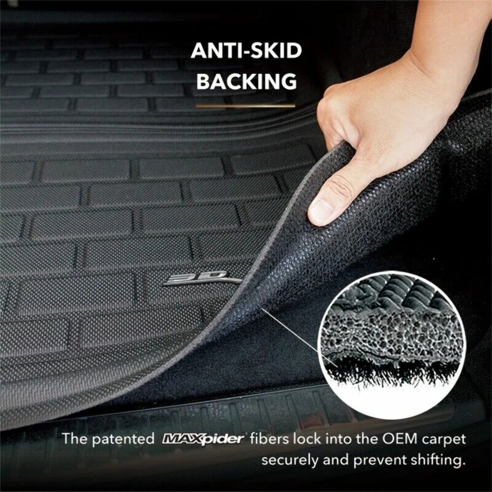 Black Front Cargo Liner O95815