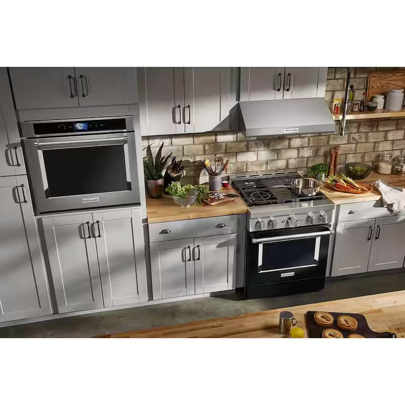 4.1 cu. ft. Smart Gas Range with Self-Cleaning and True Convection in Imperial Black X941