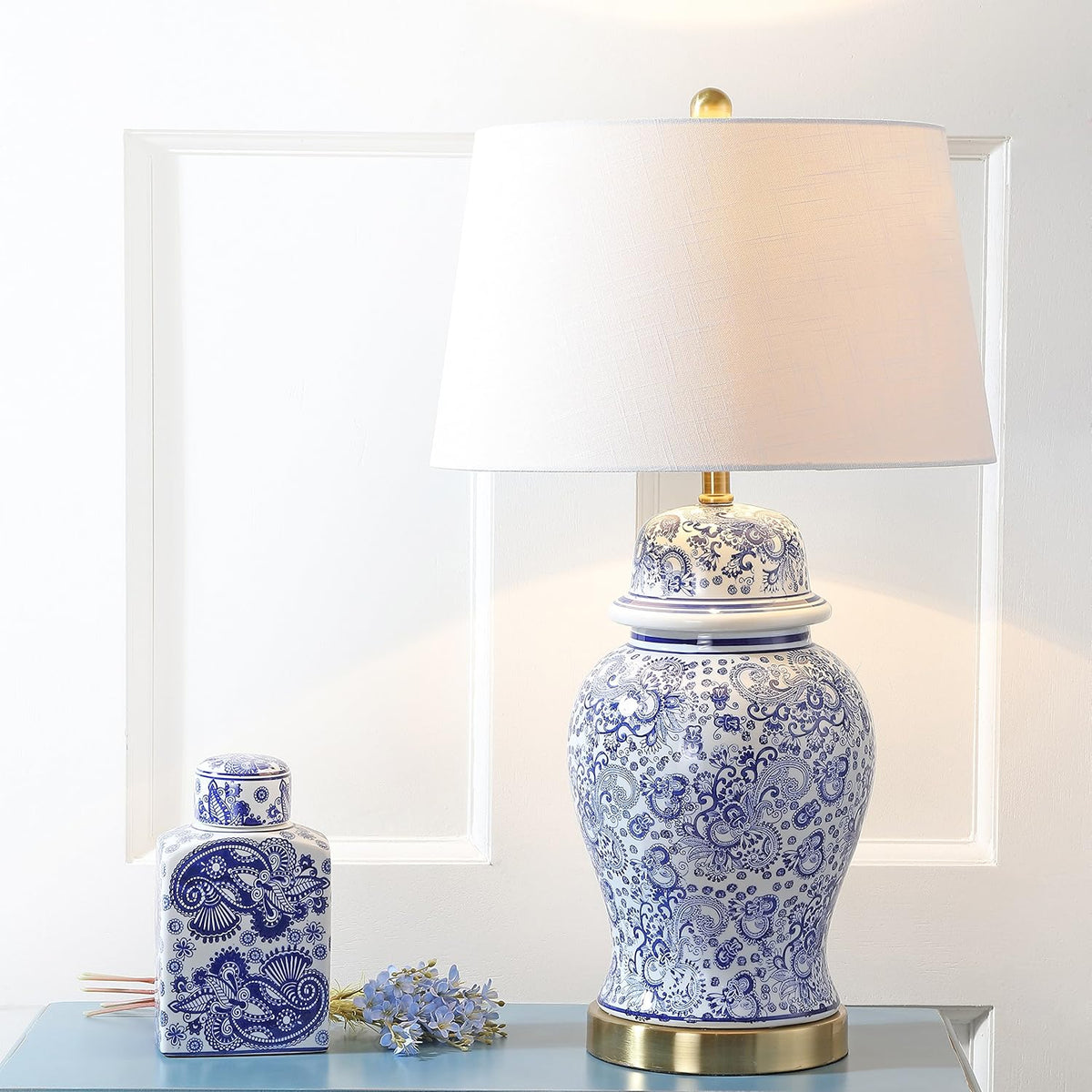 Blue/White Ceramic LED Table Lamp N637