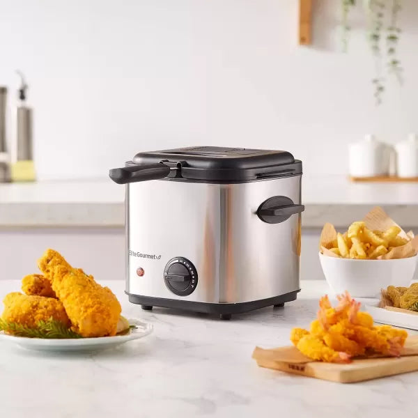 1.5 Qt. Electric Deep Fryer with Removable Basket X7050