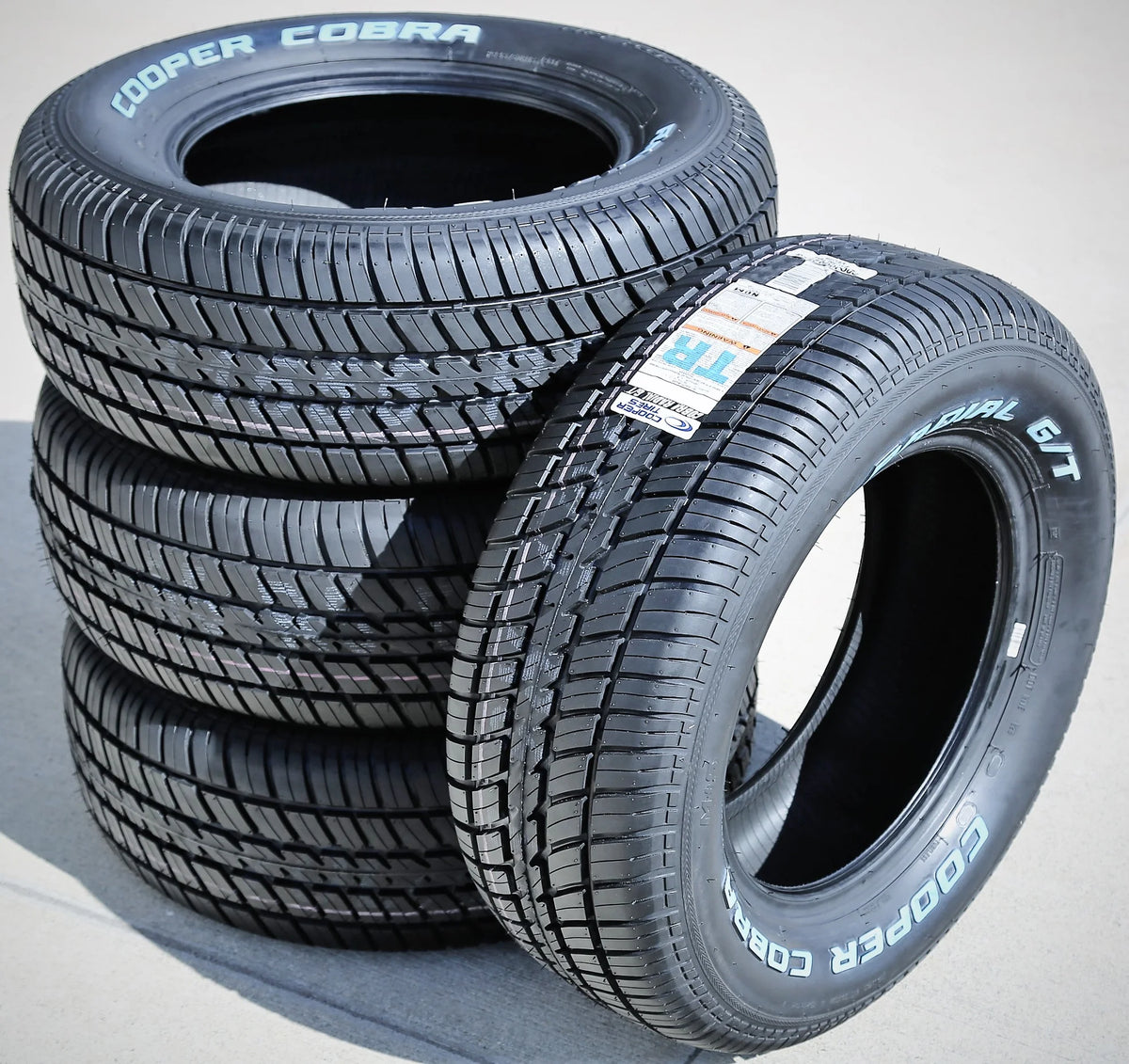 Set of 4 255/70R15 All Season Tires K57412