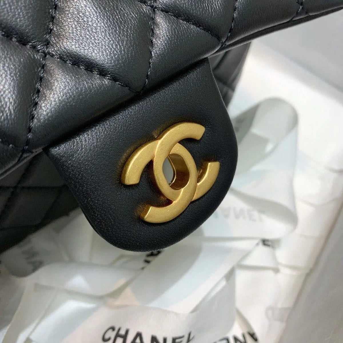 Black Flap Bag D6096
