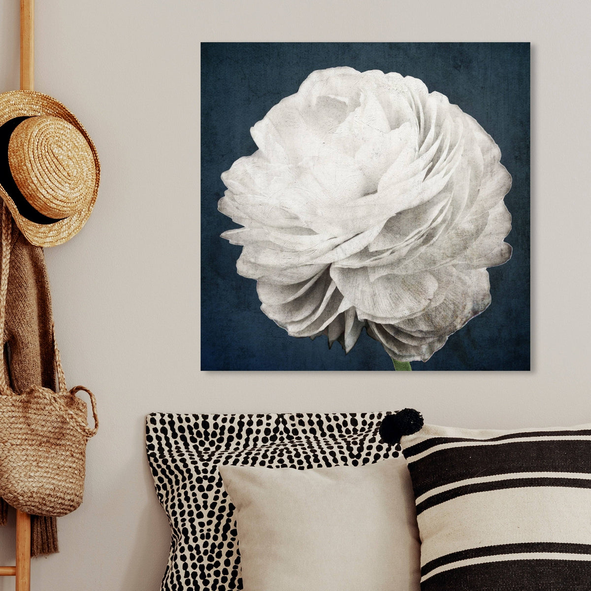 White Floral and Botanical Canvas K7226