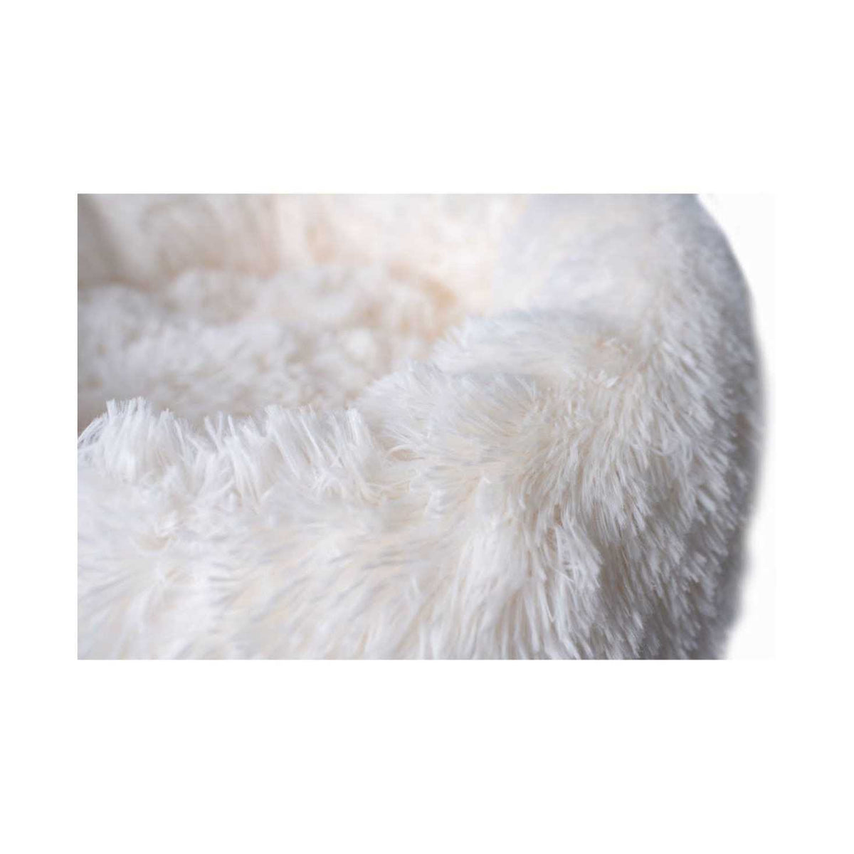 Ultra Plush and Soft Pet Bed M77108