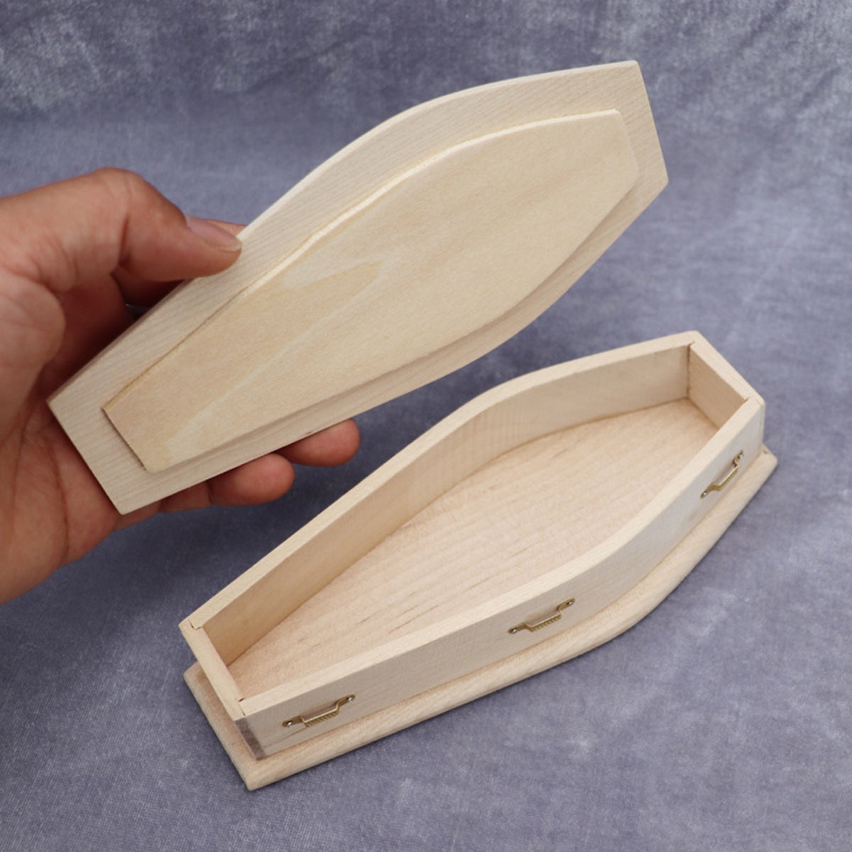 1/12 Scale Miniature Wooden Coffin DIY Decoration W665063